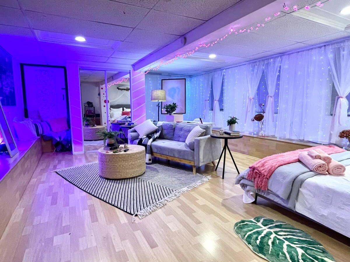 Barbie'S Dream Apt In The City サクラメント エクステリア 写真